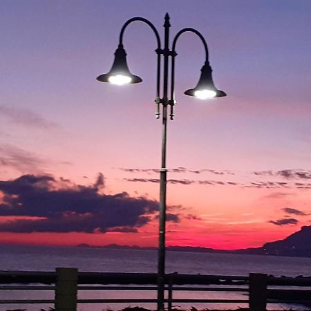Azzurra Casa Vacanza Ventimiglia Zewnętrze zdjęcie